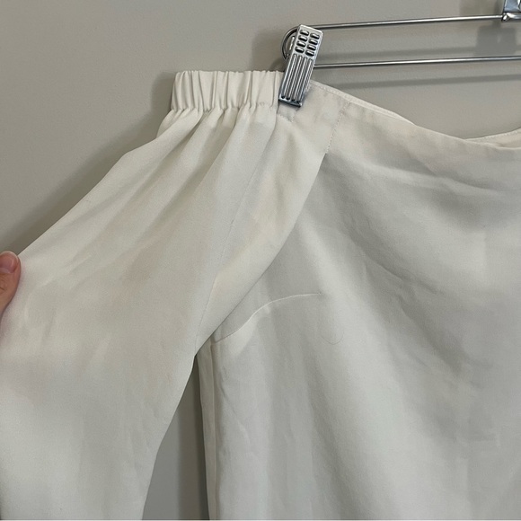 Aritzia Babaton Rodrigo Blouse Off Shoulder White Blouse - Picture 8 of 15